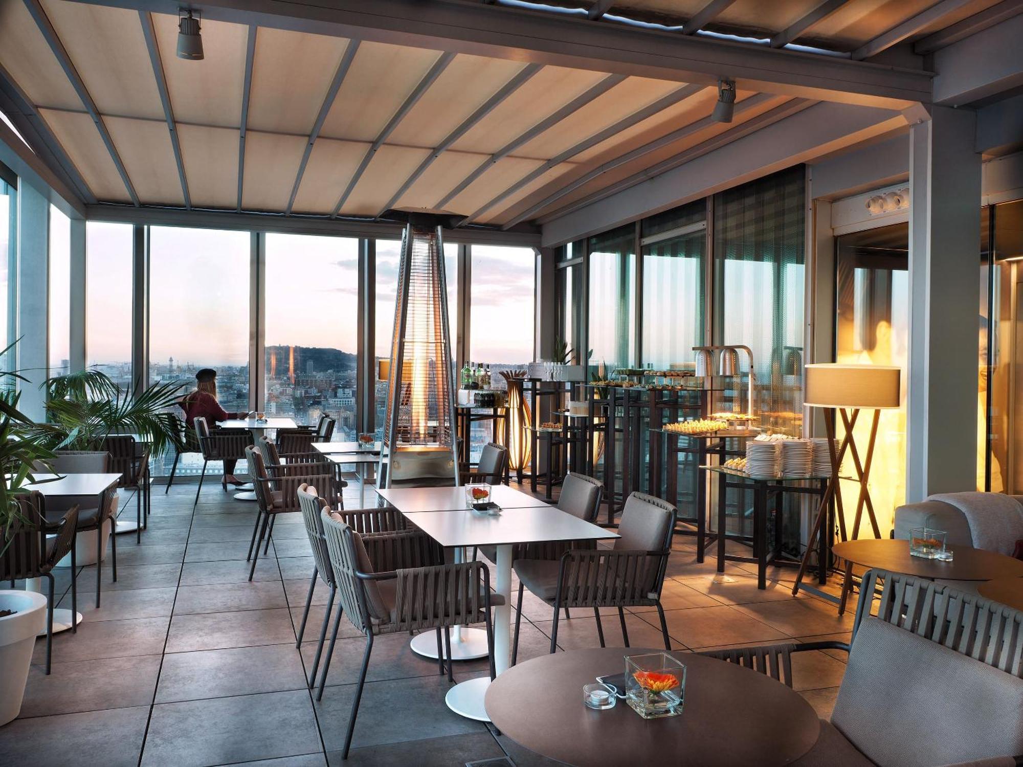 Melia Barcelona Sky 4 Sup, Barcelona